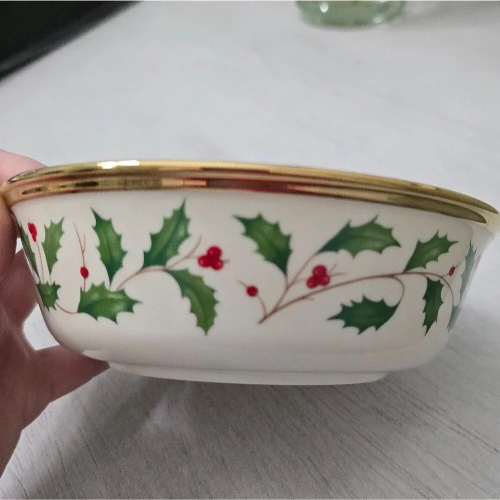 Vintage Lenox Holiday Gold Trim All Purpose Bowl 6 3/4